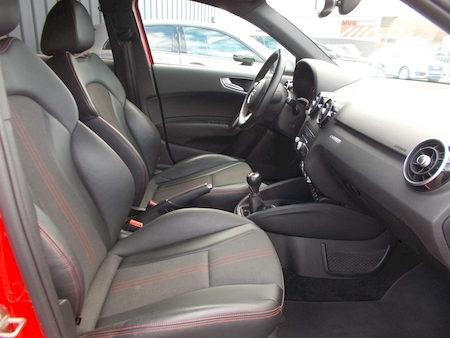 AUDI S1 SPORTBACK 2.0 TFSI 231 CV BV6 ********************SEULEMENT 67597 KMS!!!!!!!!!!!************